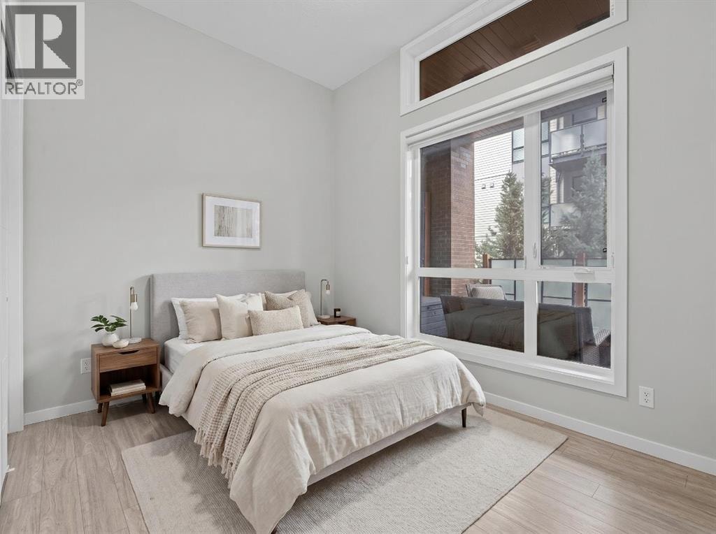 124 Mahogany Centre SE — photo 8