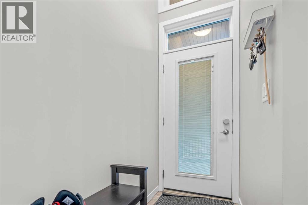 124 Mahogany Centre SE — photo 15