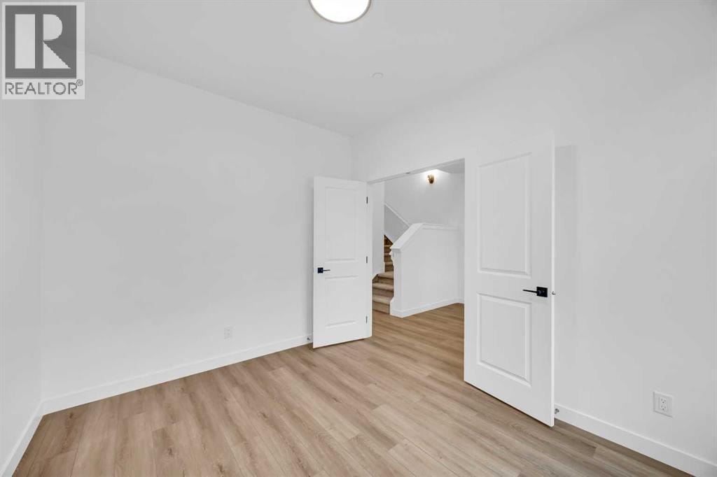 45 Hotchkiss Gardens SE — photo 6