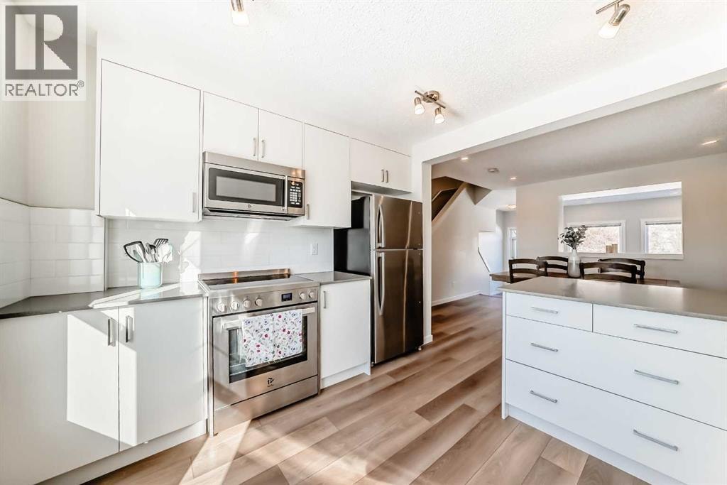 272 Cranbrook Square SE — photo 10