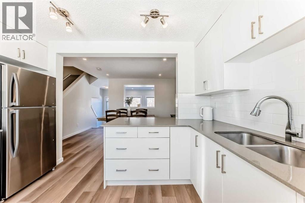 272 Cranbrook Square SE — photo 11
