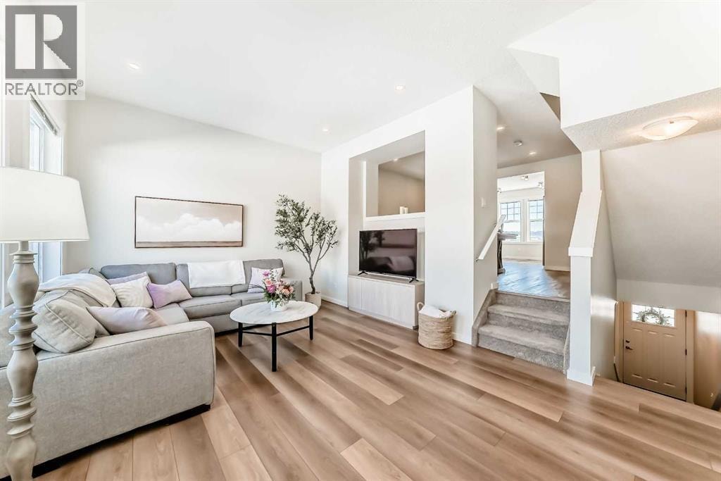272 Cranbrook Square SE — photo 16