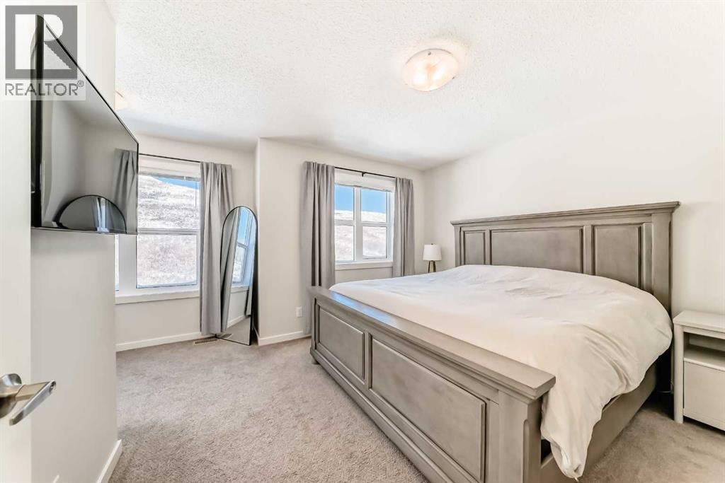 272 Cranbrook Square SE — photo 18