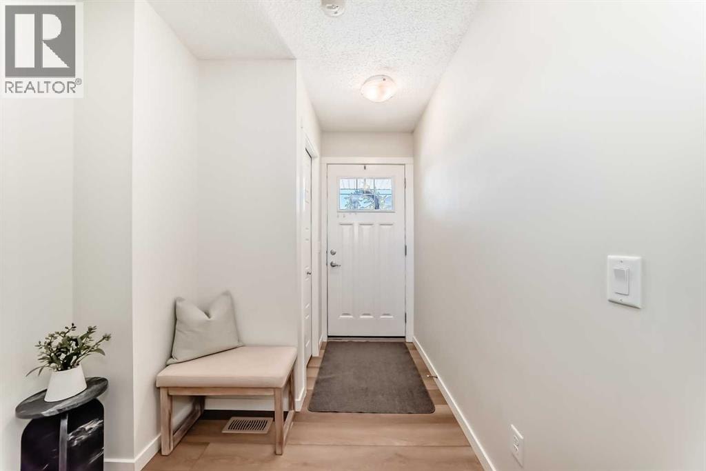 272 Cranbrook Square SE — photo 5