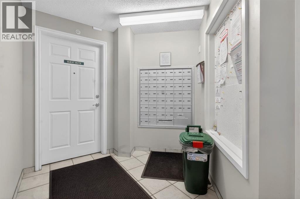 314, 2314 Sienna Park Green SW — photo 37
