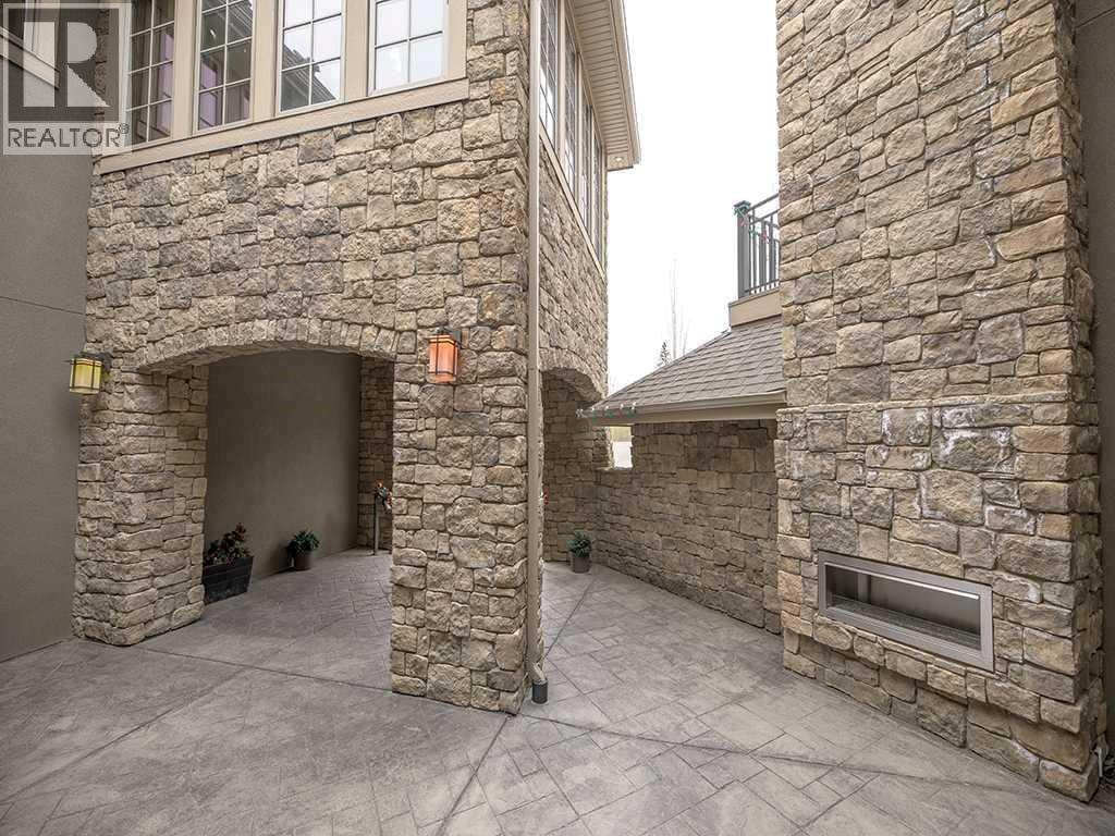 5 Elveden Point SW — photo 4