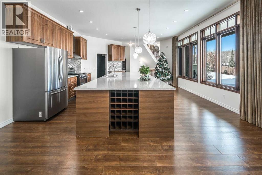 5 Elveden Point SW — photo 9