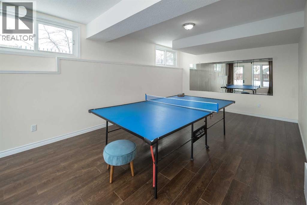 5 Elveden Point SW — photo 45