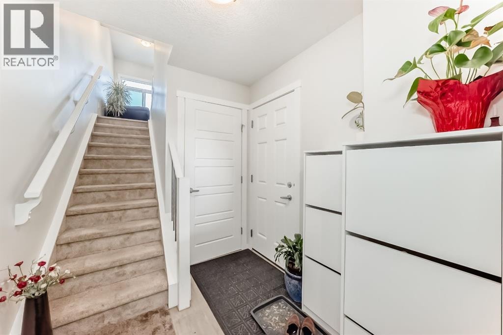 206 Cranbrook Square SE — photo 9