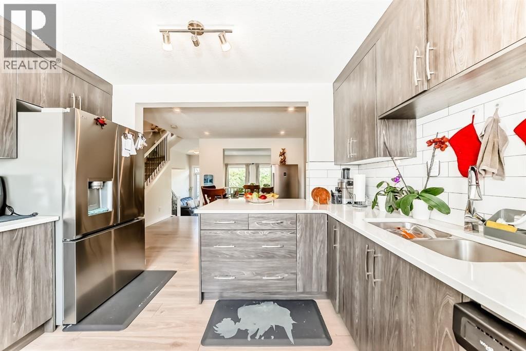 206 Cranbrook Square SE — photo 15