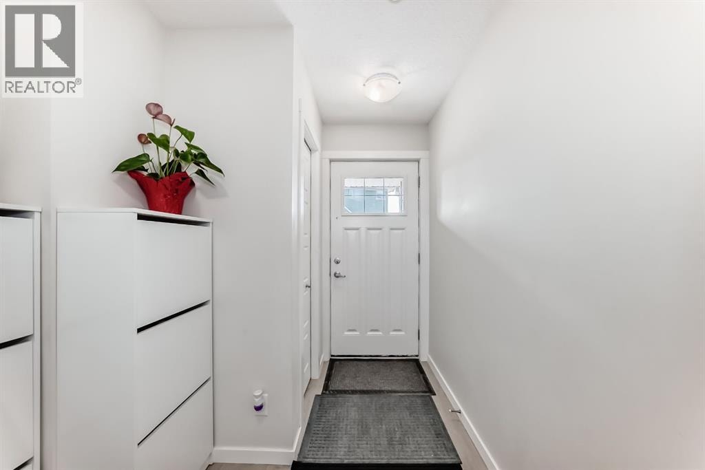 206 Cranbrook Square SE — photo 8