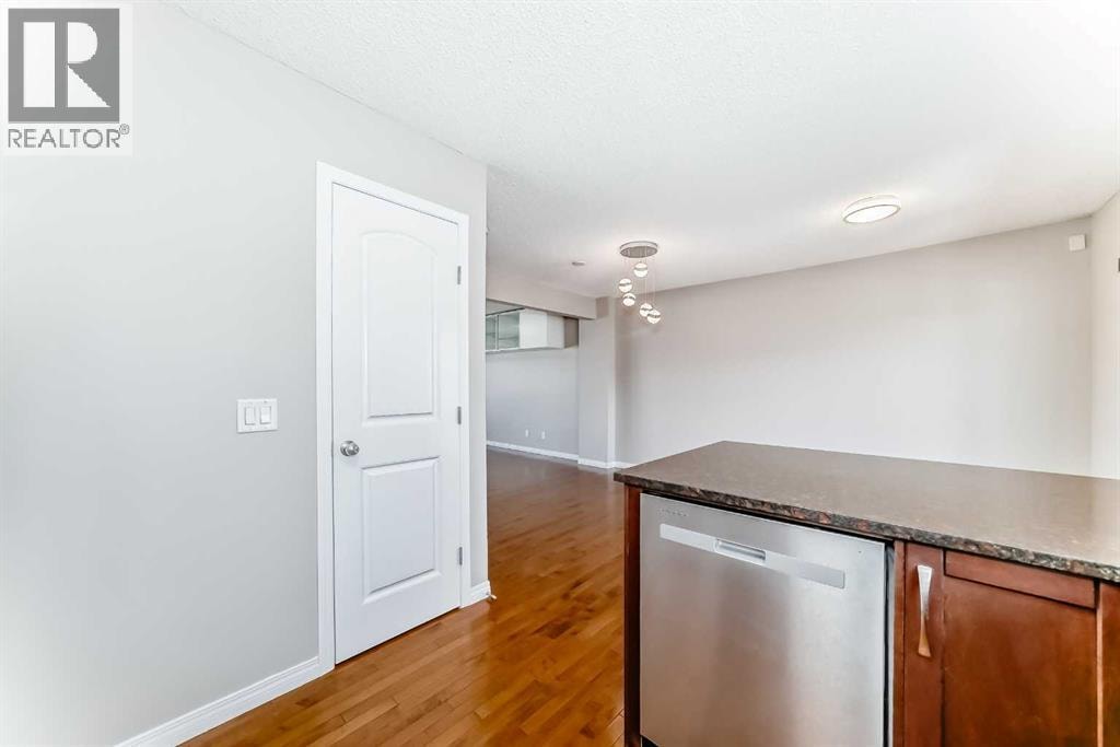 8407 Saddlebrook Drive NE — photo 11