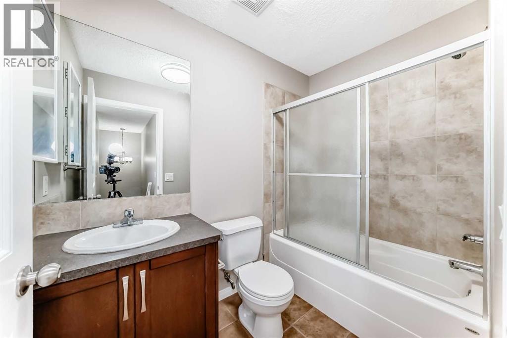 8407 Saddlebrook Drive NE — photo 37