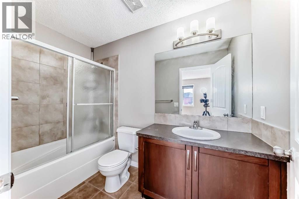 8407 Saddlebrook Drive NE — photo 31