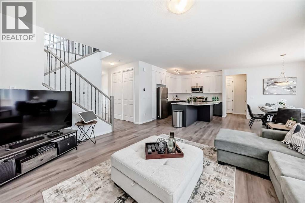 26 Carringwood Street NW — photo 3
