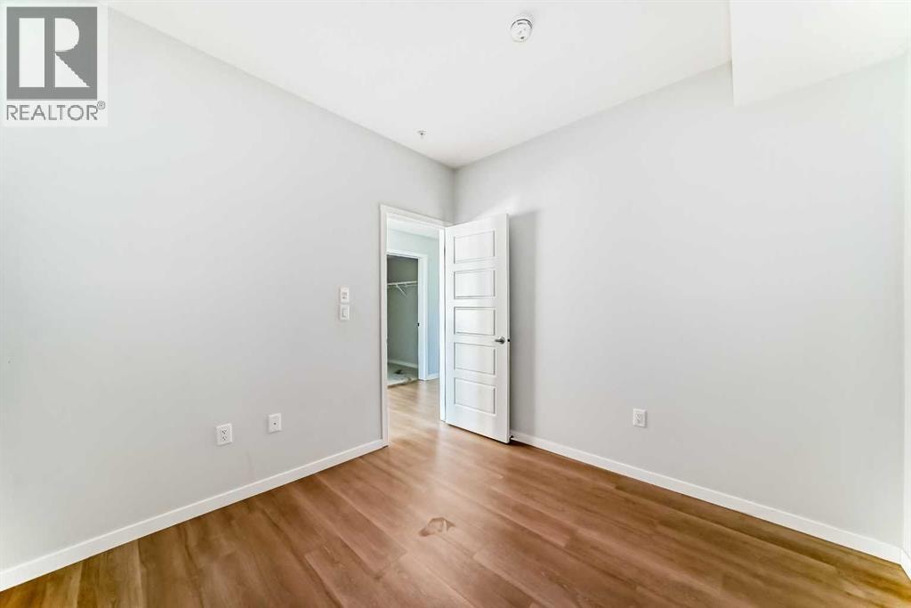 1305, 42 Cranbrook Gardens SE — photo 35