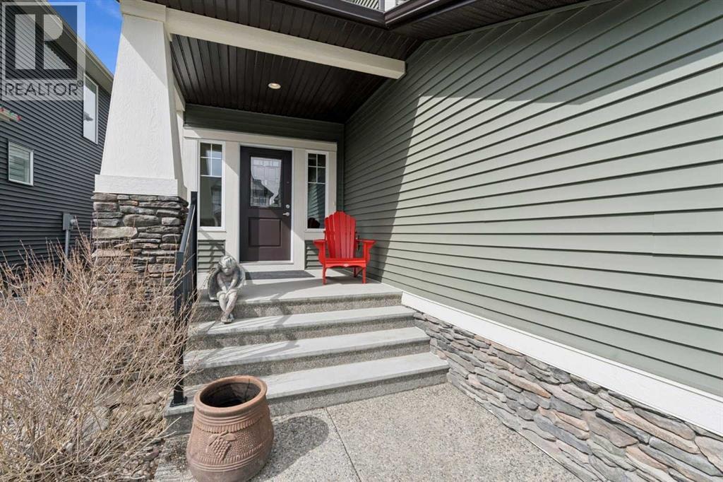 187 Coopersfield Way SW — photo 2