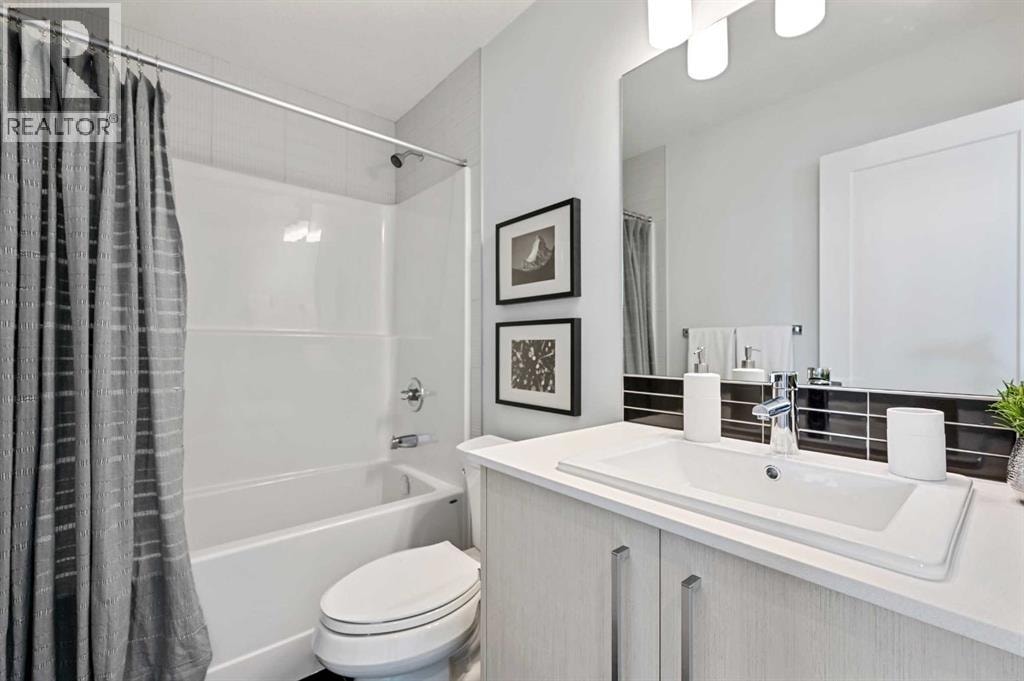 9941 Huxbury Drive NE — photo 16