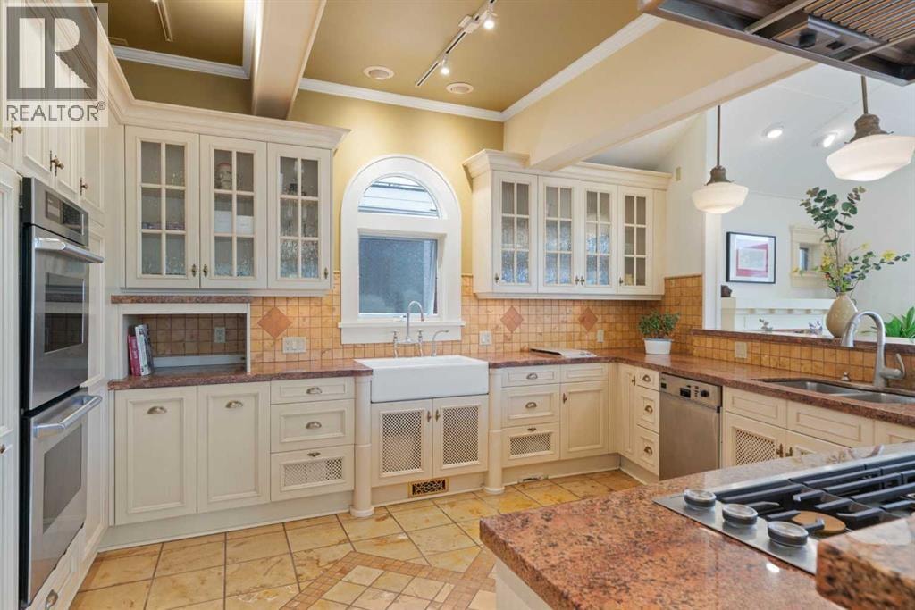342 Superior Avenue SW — photo 13