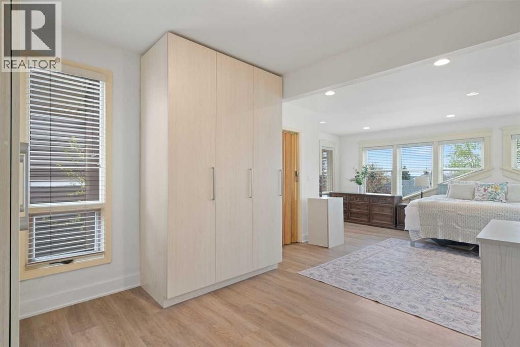 342 Superior Avenue SW — photo 23