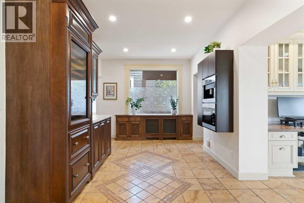 342 Superior Avenue SW — photo 8