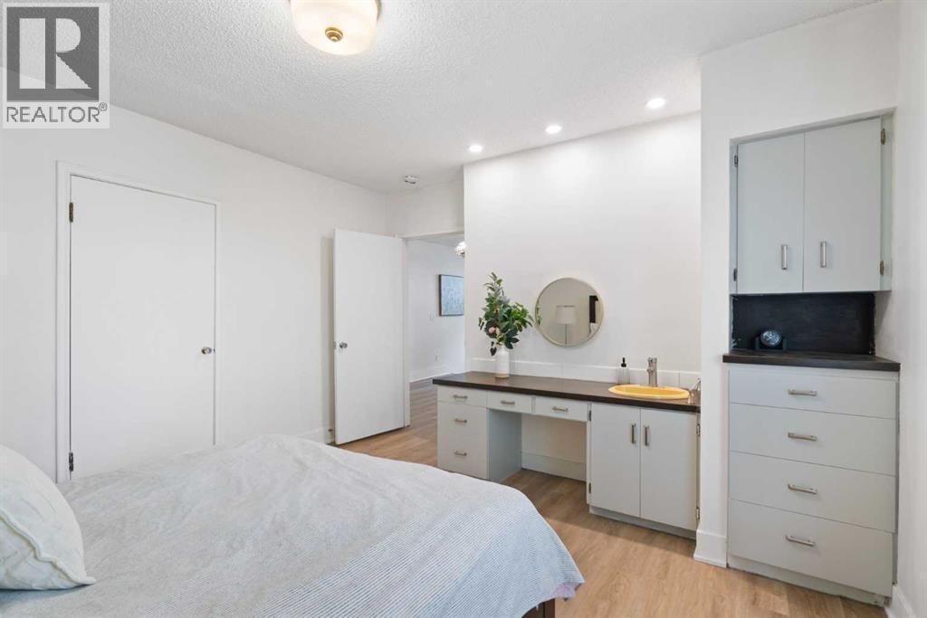 342 Superior Avenue SW — photo 34