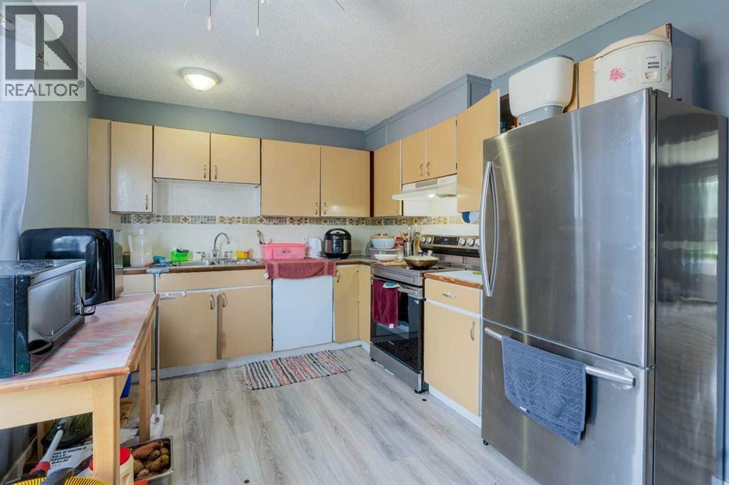 136 Martindale Drive NE — photo 10