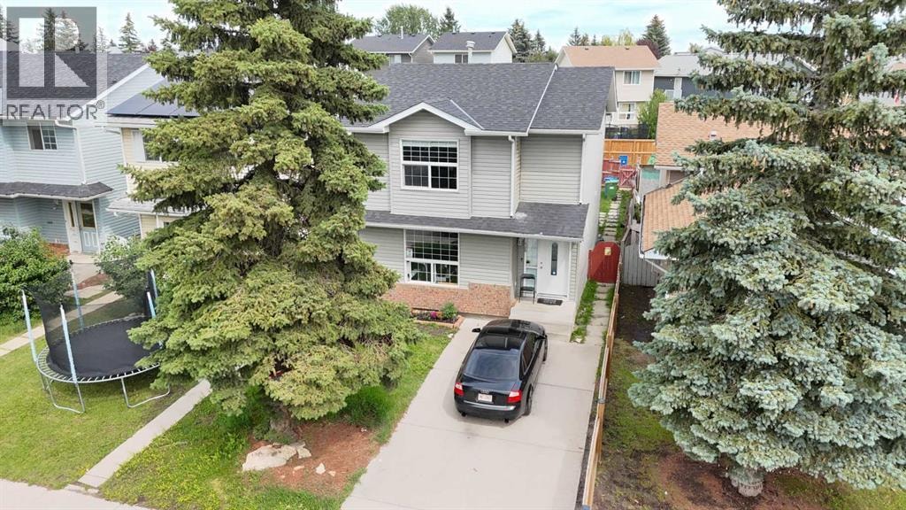 136 Martindale Drive NE