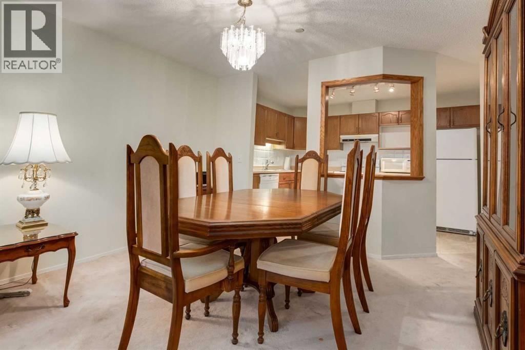 3204, 3204 Sienna Park Green SW — photo 12