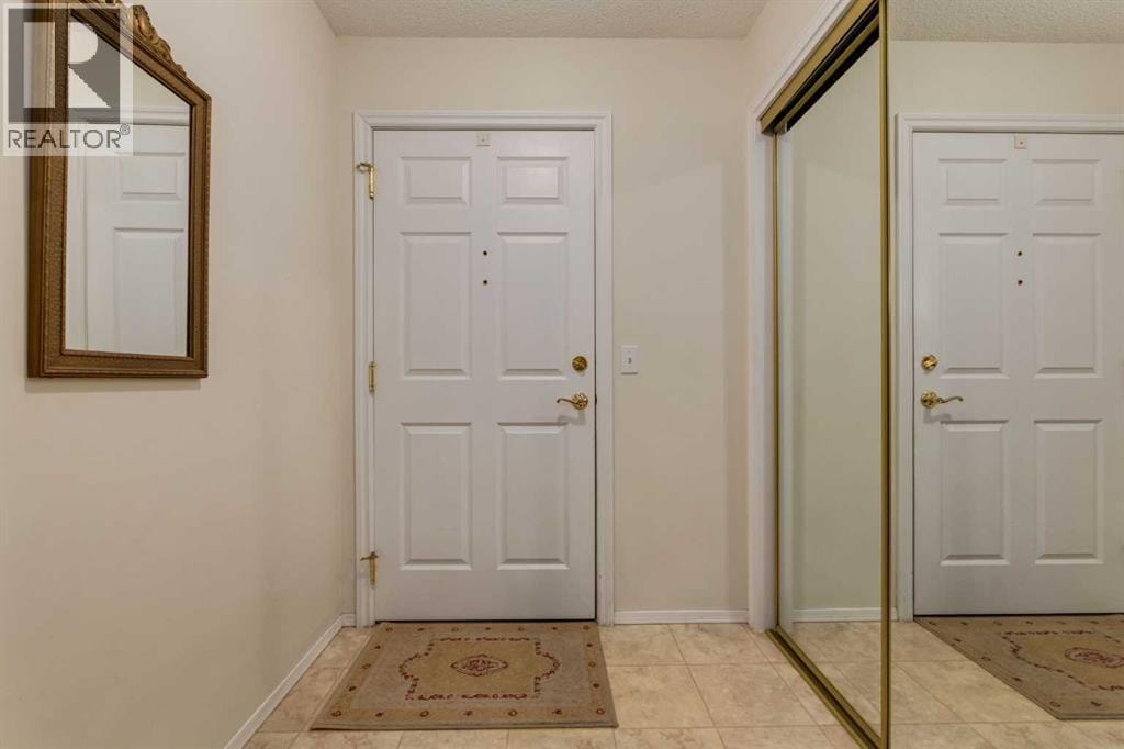3204, 3204 Sienna Park Green SW — photo 3