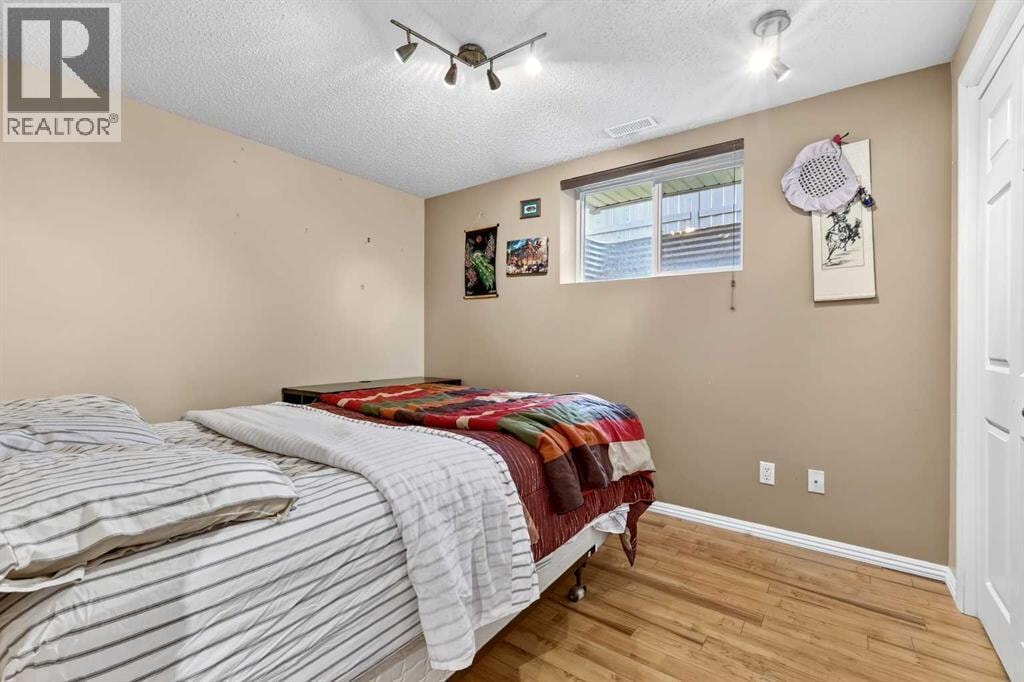 99 Evansmeade Crescent NW — photo 35