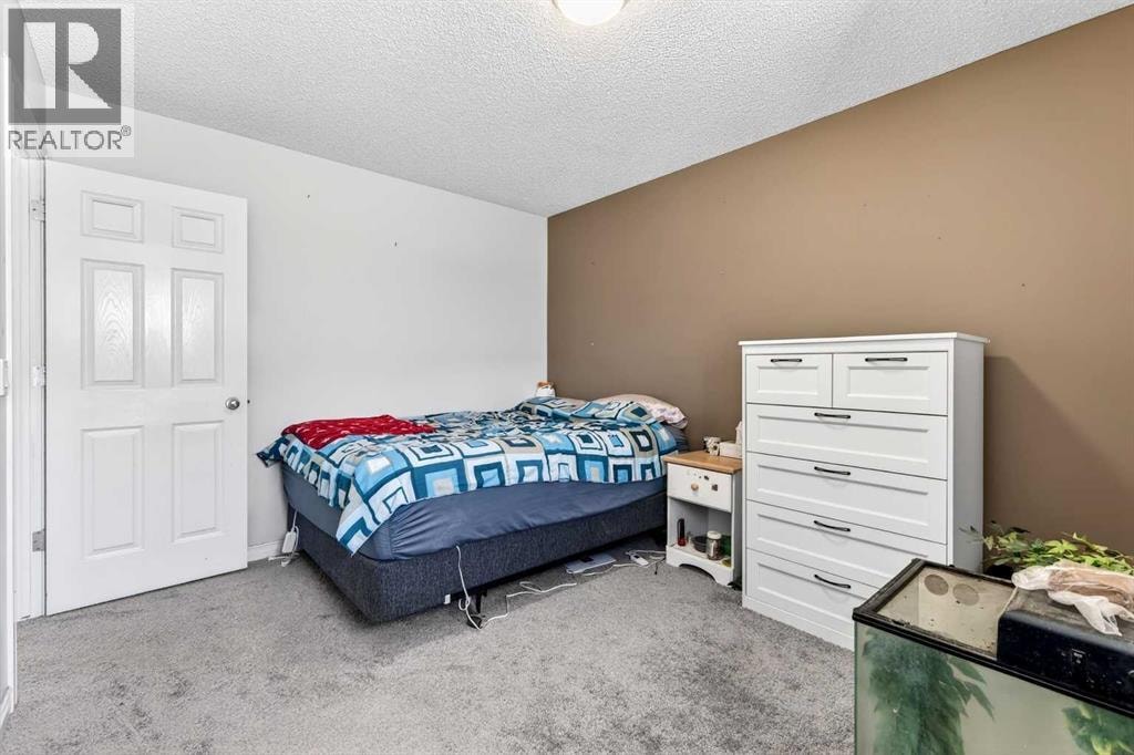 99 Evansmeade Crescent NW — photo 32