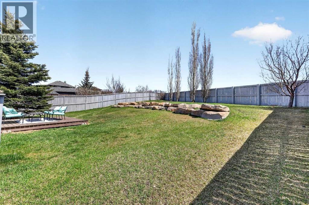 99 Evansmeade Crescent NW — photo 46