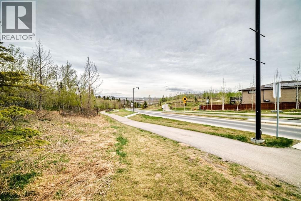 109, 525 River Heights Drive — photo 43
