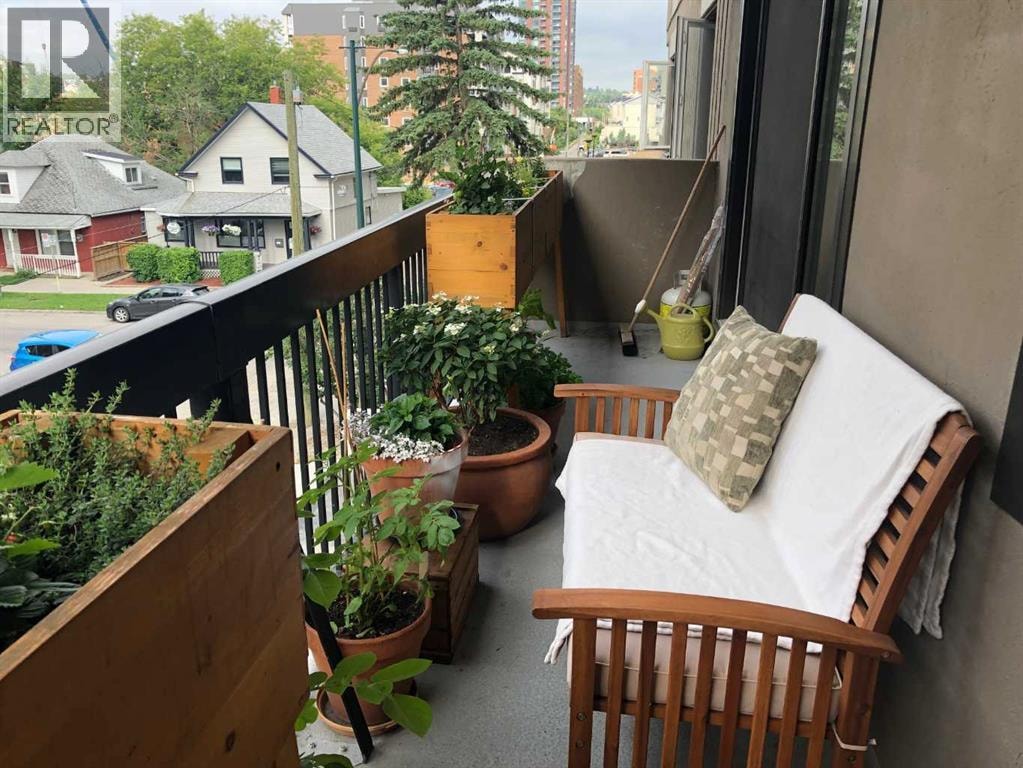 305, 1033 15 Avenue SW — photo 15