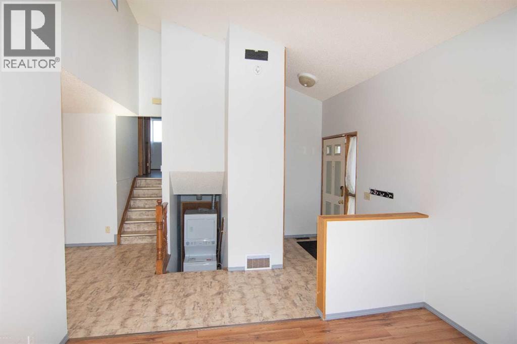 27 Taraglen Court NE — photo 16