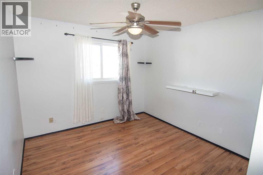 27 Taraglen Court NE — photo 11