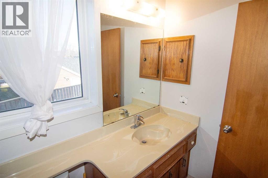 27 Taraglen Court NE — photo 15