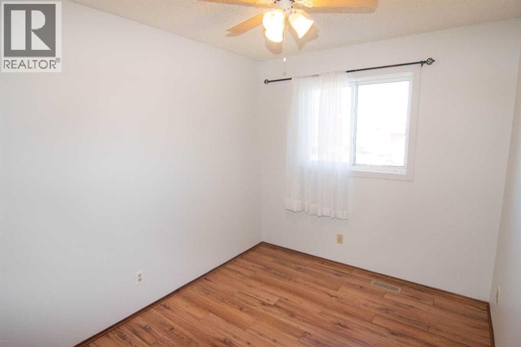 27 Taraglen Court NE — photo 12
