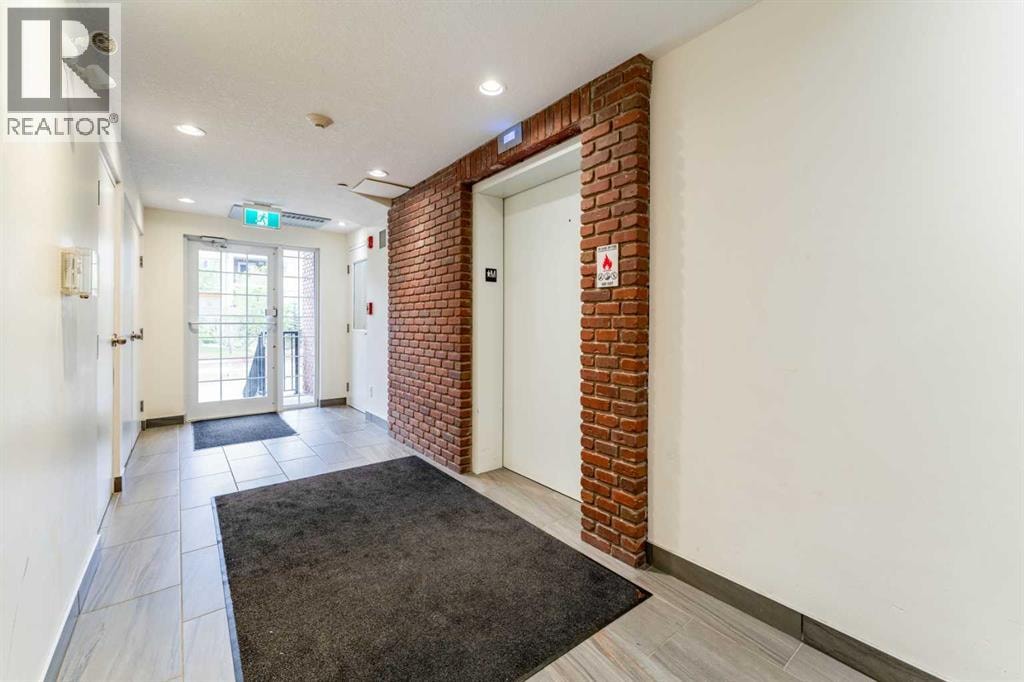 4116, 215 Legacy Boulevard SE — photo 34