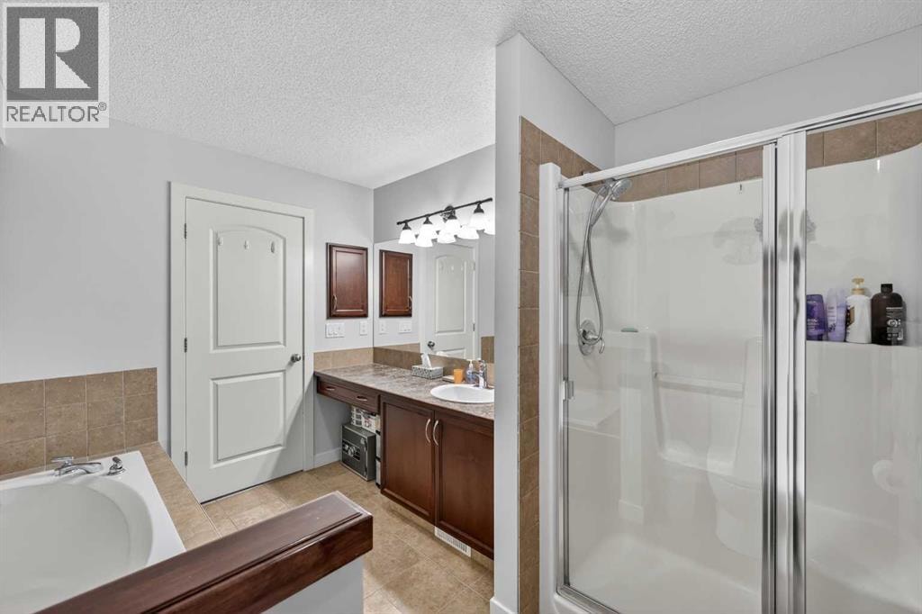 64 Cranridge Crescent SE — photo 32