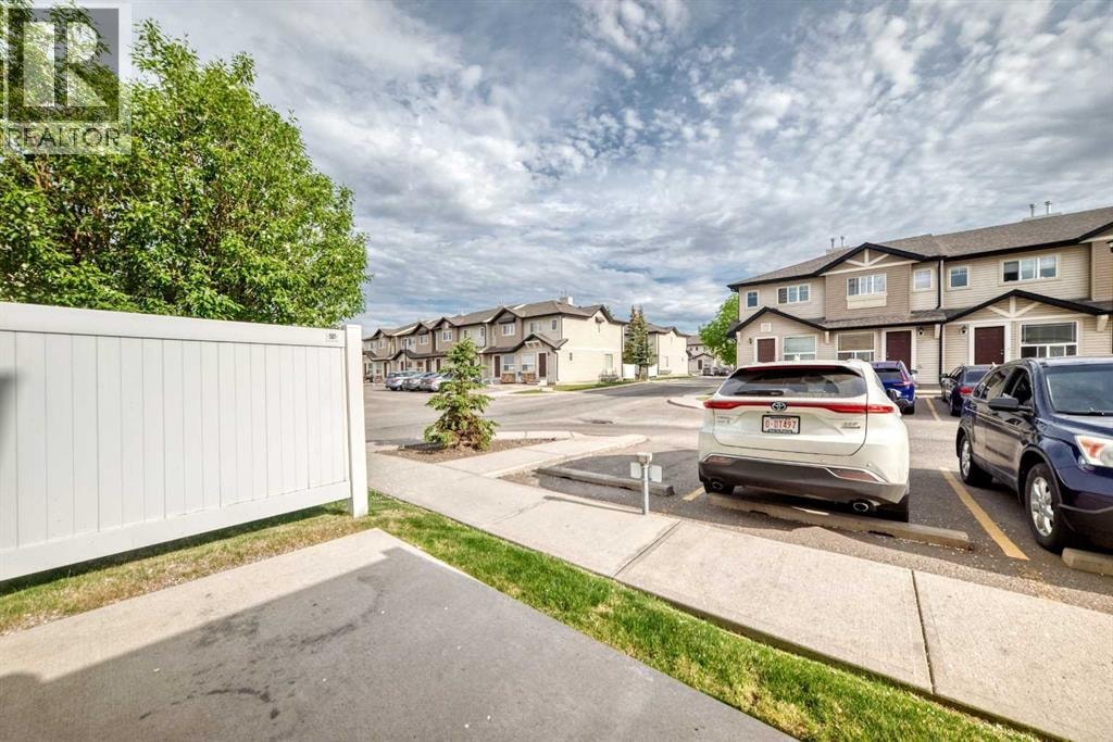 501 Saddlecrest Boulevard NE — photo 19