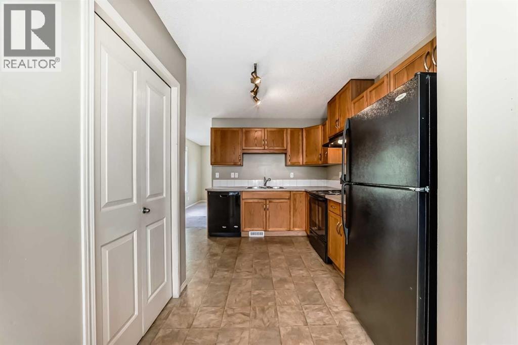 501 Saddlecrest Boulevard NE — photo 6