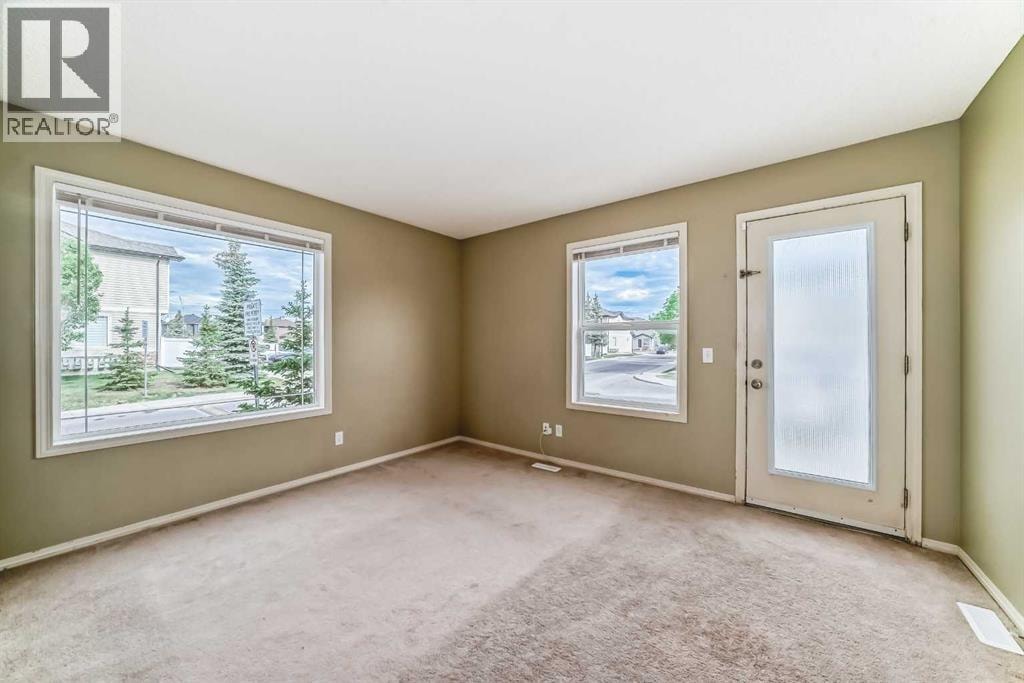 501 Saddlecrest Boulevard NE — photo 17