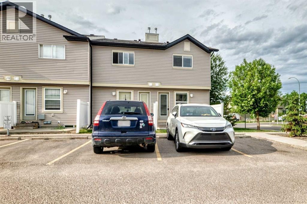 501 Saddlecrest Boulevard NE — photo 43