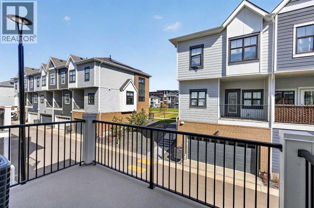 619 Mahogany Road SE — photo 10