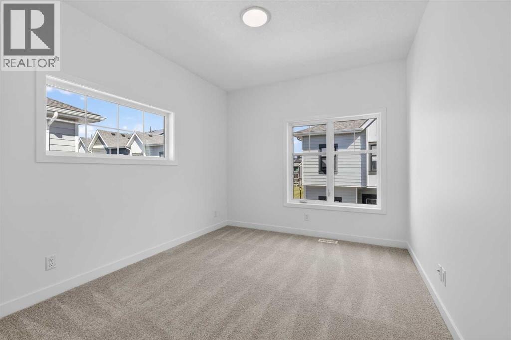 619 Mahogany Road SE — photo 12