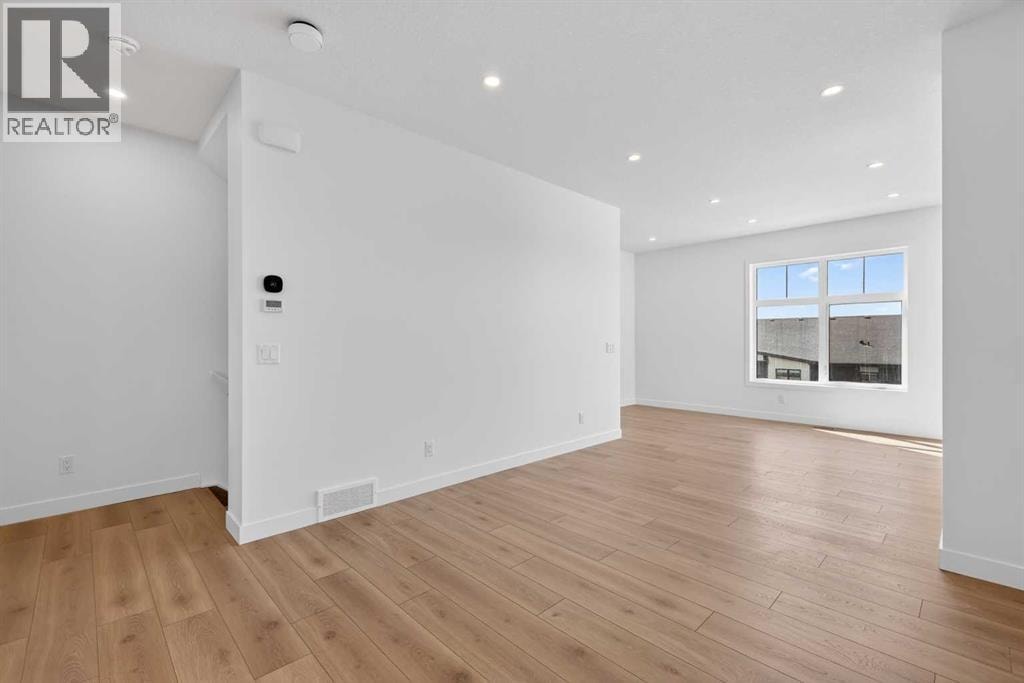 619 Mahogany Road SE — photo 6