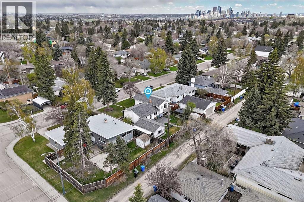 4039 5 Avenue SW — photo 38