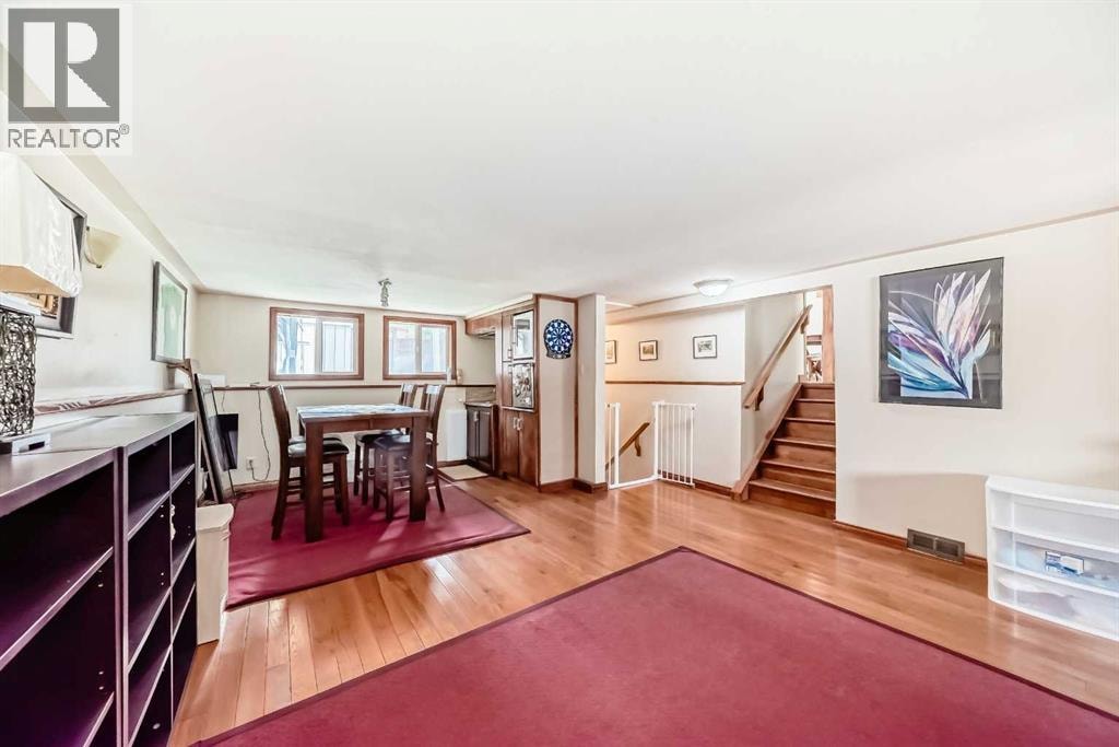 4039 5 Avenue SW — photo 25